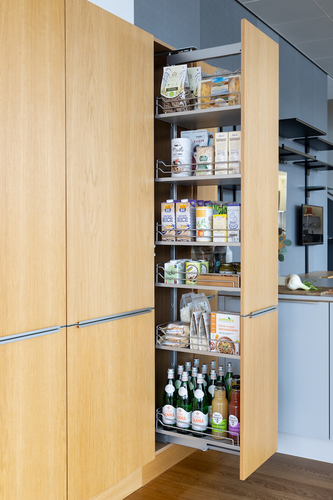 Meble z koszami do każdej kuchni - nowa Linia Arena Silver i jej zastosowanie w szafkach kuchennych